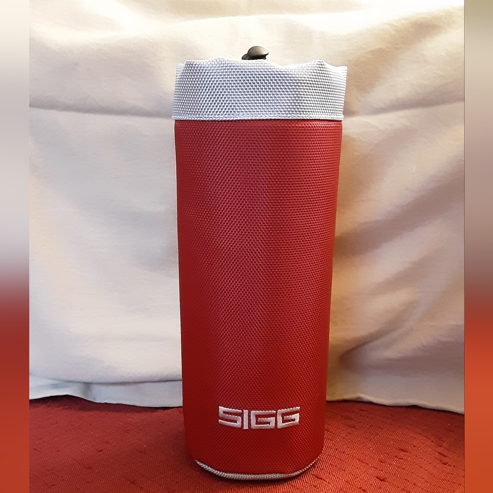 NEW Sigg Bottle Holder